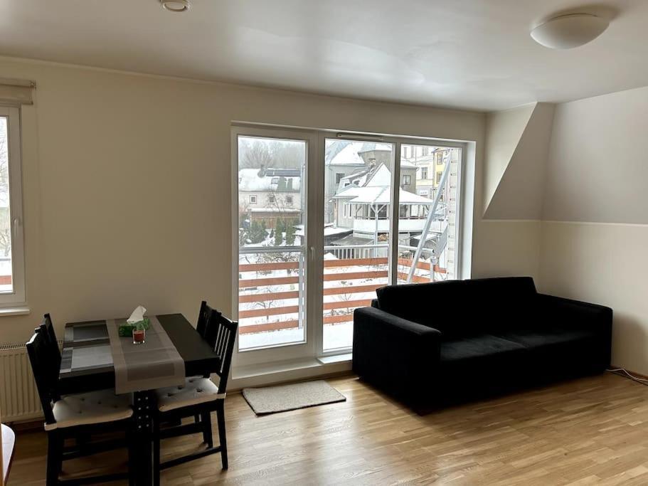 Avar Roduga Korter Vaikses Kesklinnas Apartment