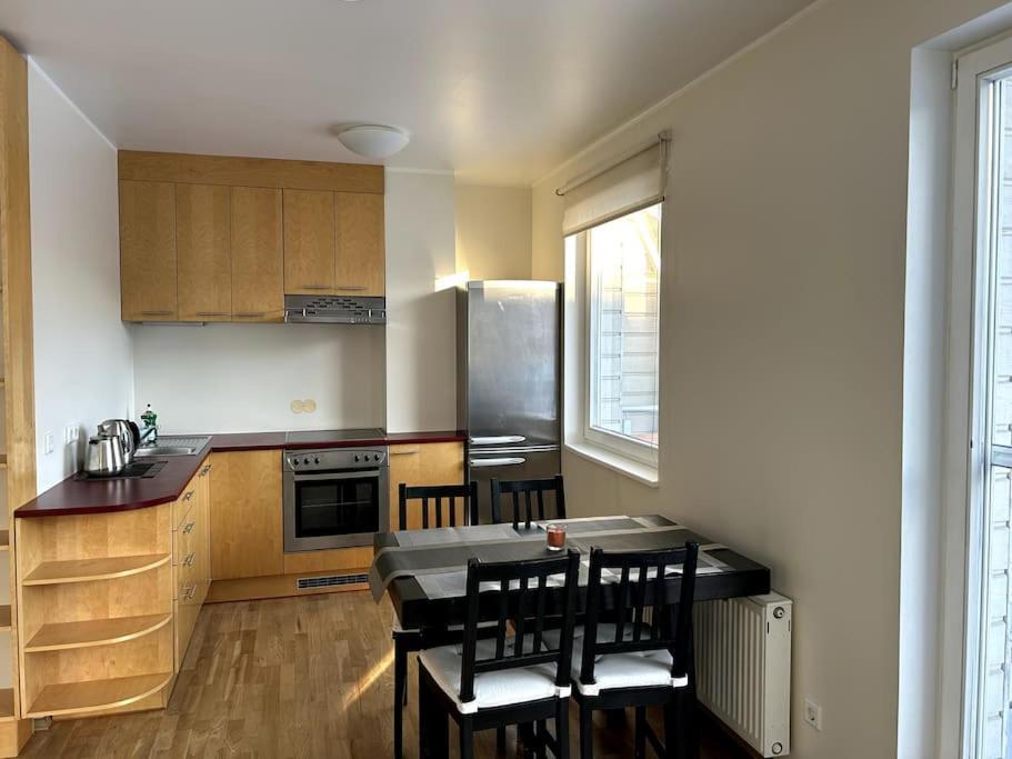 Apartment Avar Roduga Korter Vaikses Kesklinnas *